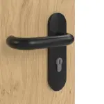 Detailansicht der Oberfläche von GARANT Rauchschutztür Authentic Asteiche CePaL mit Lichtausschnitt LA-4 mittig