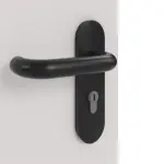 Detailansicht der Oberfläche von GARANT Rauchschutztür U12188SD Lichtgrau GHK08 mit Lichtausschnitt LA-4 mittig