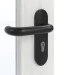 Detailansicht der Oberfläche von GARANT Rauchschutztür Authentic Grigio CePaL mit Lichtausschnitt LA-4 schlossseitig