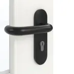 Detailansicht der Oberfläche von GARANT Rauchschutztür Authentic Bianco CePaL mit Lichtausschnitt LA-6