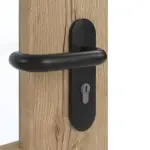 Detailansicht der Oberfläche von GARANT Rauchschutztür Authentic Risseiche CePaL mit Lichtausschnitt LA-6