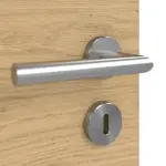 Detailansicht der Oberfläche von GARANT Schallschutztür Quer Authentic Asteiche CePaL mit Lichtausschnitt LA-4 bandseitig