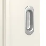 Detailansicht der Oberfläche von Landhaus 3 Classic Weißlack Schiebetür - Huga