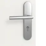 Detailansicht der Oberfläche von GARANT Wohnungseingangstür Corona 834 Authentic Bianco CePaL