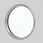 Detailansicht des Lichtausschnitts von GARANT Wohnungseingangstür 0160-60 Silver Grey CePaL mit Lichtausschnitt LA-13