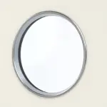 Detailansicht des Lichtausschnitts von GARANT Wohnungseingangstür 9417-60 Snow White CePaL mit Lichtausschnitt LA-13