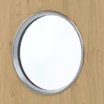 Detailansicht des Lichtausschnitts von GARANT Wohnungseingangstür Authentic Asteiche GCK08 mit Lichtausschnitt LA-13