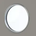 Detailansicht des Lichtausschnitts von GARANT Wohnungseingangstür U12115SD Platingrau GHK08 mit Lichtausschnitt LA-13