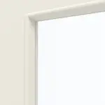 Detailansicht des Lichtausschnitts von GARANT Wohnungseingangstür Weißlack 9010 GHK08 mit Lichtausschnitt LA-5 mittig