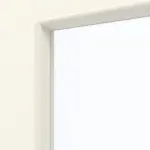 Detailansicht des Lichtausschnitts von GARANT Wohnungseingangstür W980ST15 Platinweiß GHK08 mit Lichtausschnitt LA-5 schlossseitig