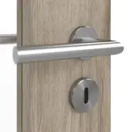 Detailansicht der Oberfläche von HÖRMANN Doppelflügeltür Nordeiche Duradecor ProLine mit Lichtausschnitt LA 11 mit Zarge