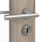 Detailansicht der Oberfläche von HÖRMANN Doppelflügeltür Nordeiche Duradecor ProLine mit Lichtausschnitt LA 27 mit Zarge