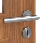 Detailansicht der Oberfläche von CLASSEN Doppelflügeltür Century M2 Akazie ST Primo mit Lichtausschnitt inkl. Zarge