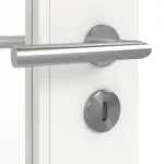 Detailansicht der Oberfläche von JELD-WEN Doppelflügeltür Contour 1F Brillantweiß ähnlich RAL 9016 ExpertLack mit Lichtausschnitt LA-1G mit Zarge