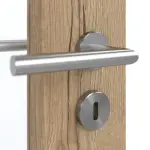 Detailansicht der Oberfläche von GARANT Doppelflügeltür Corona 834 Authentic Risseiche CePaL mit Lichtausschnitt LA-4 schlossseitig mit Zarge