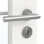 Detailansicht der Oberfläche von GARANT Doppelflügeltür Corona 834 Weißlack 9016 CePaL mit Lichtausschnitt LA-4 schlossseitig mit Zarge