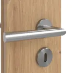 Detailansicht der Oberfläche von WESTAG Doppelflügeltür Artis Eiche Ei 793 Portalit CPL mit Lichtausschnitt LA-1D schlossseitig inkl. Zarge