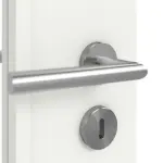 Detailansicht der Oberfläche von WESTAG Doppelflügeltür Sira Weiß ähnl. RAL 9003 Westalack Soft mit Lichtausschnitt LA-1D schlossseitig inkl. Zarge