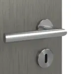 Detailansicht der Oberfläche von WESTAG Doppelflügeltür Acciaio Hamilton FX 5000 Fenix NTA mit Lichtausschnitt LA-1 mittig inkl. Zarge