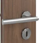 Detailansicht der Oberfläche von WESTAG Doppelflügeltür Nussbaum Trentino NU 717 Portalit CPL mit Lichtausschnitt LA-18-21,5 inkl. Zarge