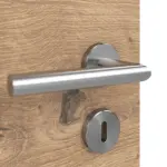 Detailansicht der Oberfläche von WESTAG Doppelflügeltür Artis Eiche Cross EiC 793 Portalit CPL mit Lichtausschnitt Bullauge LA-KR 350 inkl. Zarge