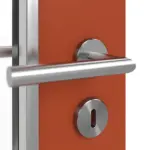 Detailansicht der Oberfläche von WESTAG Doppelflügeltür Rosso Namib FX 0789 Fenix NTM mit Lichtausschnitt LA-DIN inkl. Zarge