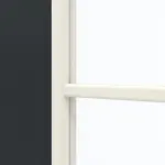 Detailansicht des Lichtausschnitts von GARANT Doppelflügeltür inkl. Zarge U12000SD Vulkanschwarz GHK08 mit Lichtausschnitt LA-DIN Sprosse SP0