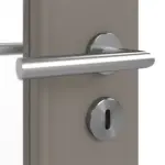 Detailansicht der Oberfläche von LEBO Doppelflügeltür Ultramatt Taupe Versio mit Lichtausschnitt LA 7 inkl. Zarge