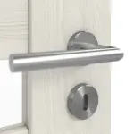 Detailansicht der Oberfläche von CLASSEN Doppelflügeltür Lukka M5 Esche Weiß 3D Look mit Lichtausschnitt inkl. Zarge