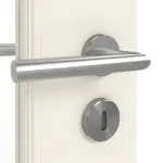 Detailansicht der Oberfläche von GARANT Doppelflügeltür Parma Weißlack mit Lichtausschnitt PFL2 mit Zarge