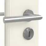 Detailansicht der Oberfläche von GARANT Doppelflügeltür Parma Weißlack mit Lichtausschnitt PFL4/2 mit Zarge