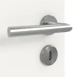 Detailansicht der Oberfläche von HÖRMANN Doppelflügeltür Pure 2 Weißlack DesignLine mit Lichtausschnitt quer mit bündiger Lisene Plain 79-7 mit Zarge