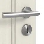 Detailansicht der Oberfläche von Doppelflügeltür TE-1 Nordische Fichte astarm gebürstet weiß lackiert Massivholz mit Zarge