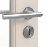 Detailansicht der Oberfläche von Doppelflügeltür TE-14 Fichte astig weiß pigmentiert lackiert Massivholz mit Zarge