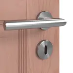 Detailansicht der Oberfläche von Doppelflügeltür TE-3 Buche Massivholz mit Zarge