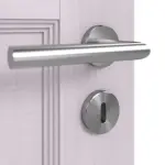 Detailansicht der Oberfläche von Doppelflügeltür TE-38 Fichte astarm weiß pigmentiert lackiert Massivholz mit Zarge