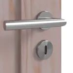 Detailansicht der Oberfläche von Doppelflügeltür TM-2 Fichte astarm Massivholz mit Zarge