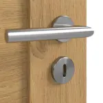 Detailansicht der Oberfläche von Doppelflügeltür TM-31 Eiche astig Massivholz mit Zarge