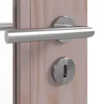 Detailansicht der Oberfläche von Doppelflügeltür TM-39 Fichte astarm Massivholz mit Zarge