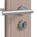 Detailansicht der Oberfläche von Doppelflügeltür TM-39 Kiefer astarm Massivholz mit Zarge