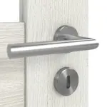 Detailansicht der Oberfläche von CLASSEN Doppelflügeltür Tosca M6 Norwegische Esche CPL mit Lichtausschnitt inkl. Zarge