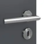 Detailansicht der Oberfläche von CLASSEN Doppelflügeltür Natura HK/HB Venom Alu M3 Graphit RAL 7024 CPL mit Zarge