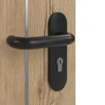 Detailansicht der Oberfläche von GARANT Rauchschutztür Corona 850 Authentic Risseiche CePaL