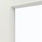 Detailansicht des Lichtausschnitts von GARANT Rauchschutztür Weiß Struktur Premium CePaL mit Lichtausschnitt LA-9