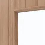 Detailansicht des Lichtausschnitts von LEBO Schiebetür Kernbuche Matt Echtholzfurniert mit Lichtausschnitt 1 LA 16-40