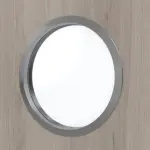 Detailansicht des Lichtausschnitts von WESTAG Doppelflügeltür Sala Eiche Ei 443 Portalit CPL mit Lichtausschnitt Bullauge LA-KR 350 inkl. Zarge