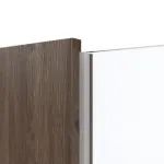 Detailansicht des Lichtausschnitts von HÖRMANN Doppelflügeltür Pure 1 Alpineiche Duradecor DesignLine mit Lichtausschnitt Schlossseite mit Zarge