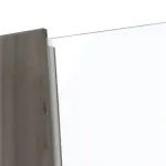 Detailansicht des Lichtausschnitts von HÖRMANN Doppelflügeltür Rail 2 Gebürstete Lärche dunkel Duradecor DesignLine mit Zarge