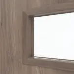 Detailansicht des Lichtausschnitts von CLASSEN Doppelflügeltür Tetyda M1 Esche Graphit Iridium mit Lichtausschnitt inkl. Zarge