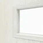 Detailansicht des Lichtausschnitts von CLASSEN Doppelflügeltür Tetyda M3 Norwegische Esche CPL mit Lichtausschnitt inkl. Zarge